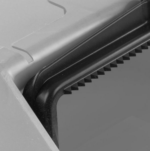 Совок TTS Clip пластик с резиновым профилем и алюминиевой ручкой