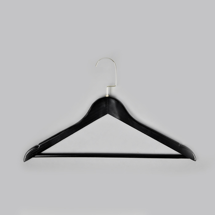 Вешалка-плечики для одежды деревянная МC30N/1(черн/зол)