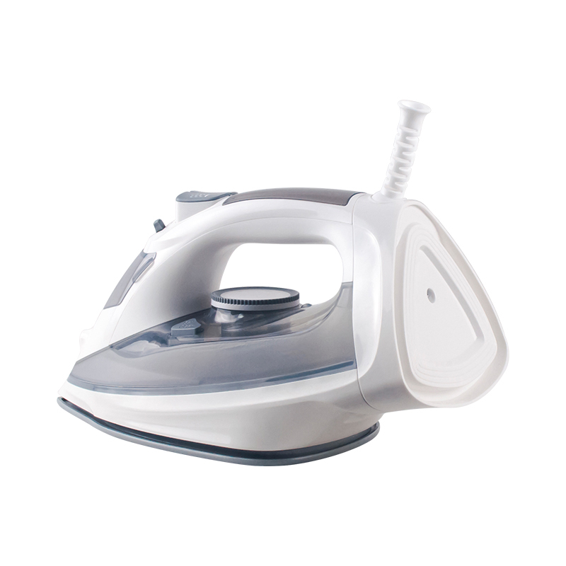 Гладильный центр IB01 подвесной на стену белый