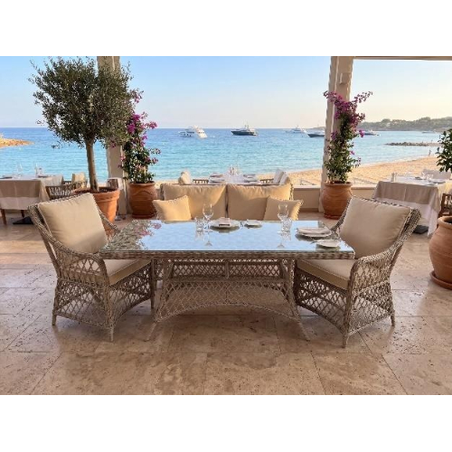 Обеденный комплект плетеной мебели из ротанга